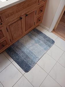 Minimalist Rectangle Chenille Bath Mat With Rubber Backing Anti Slip Solid Color For Bathroom <b>Floor</b> - Product Image 2