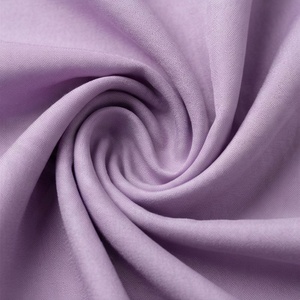 Hiyab de poliéster de color sólido para mujer, chifón suave al tacto, para uso diario, pañuelo étnico de Oriente Medio. - Product Image 4