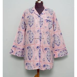 เสื้อคลุมยาวพิมพ์ลายบล็อก ทำมือ ผ้าฝ้าย 100% คอวี แห้งเร็ว แขนยาว ลายดอกไม้ คล้ายกิโมโน พร้อมสายผูกเอว - Product Image 4