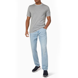 T-shirt pour homme 100% coton 200 g/m², coupe classique, avec logo de marque personnalisé sur le devant, col rond, manches courtes, séchage rapide et respirant - Product Image 3