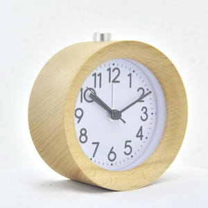 Pequeño Reloj Despertador Analógico Redondo con Función de Snooze, Luz Nocturna, Reloj de Mesa de Madera para Escritorio - Product Image 3