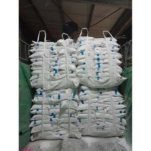 Consiga un suelo de PVC duradero con productos químicos inorgánicos de calidad superior - Product Image 4