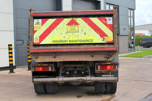 Subastas <span class=keywords><strong>de</strong></span> fábrica china: Camiones volquete pesados <span class=keywords><strong>IVECO</strong></span> usados, en buen estado, con motor <span class=keywords><strong>de</strong></span> gasolina, tracción 6x4, volante a la izquierda. - Product Image 3