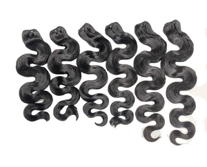 Vente en gros Paquets de Cheveux Humains Couleur Naturelle Extensions de Vague de Corps Cheveux Indiens Bruts Cuticules Alignées Double Trame - Product Image 1