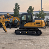 Excavatrice hydraulique d'occasion XE135D avec moteur puissant et godet