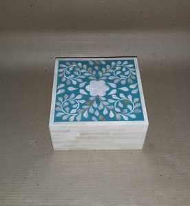 Boîte de rangement de bijoux en mosaïque de perles de luxe, organisateur élégant fait à la main pour bagues, boucles d'oreilles, bracelets, accessoires et cadeaux - Product Image 2
