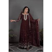Wunderschönes Kaffeebraunes JD Brand Partykleid Anarkali-Gewand mit Anhänger und Dupatta in Größe XL