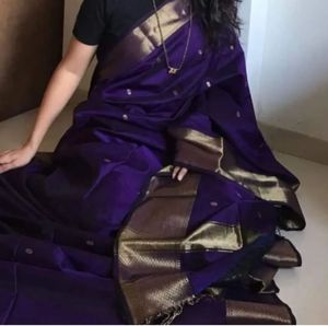 <b>Red</b> Hand Drawn Silk <b>Saree</b> Women Traditional Indian Pakistani Wedding Floor-Length Ethnic Sari Regular Fit All Seasons - Product Image 5