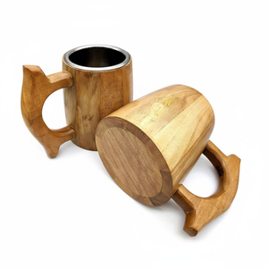 Taza de Leche de Madera Natural Aislada, Vajilla Artesanal Sostenible para el Hogar - Product Image 2
