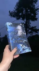 แม่น้ำตื้น โดย เอช.ดี. คาร์ลตัน หนังสือปกอ่อนภาษาอังกฤษ นิยายรักสำหรับผู้ใหญ่ 437 หน้า - Product Image 2
