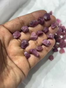 Vente en gros de pierres brutes de tourmaline rose naturelle certifiée IGI, rubellite, pierres précieuses brutes pour la fabrication de bijoux - Product Image 4