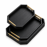 Ensemble de 3 plateaux de service modernes en bois d'acacia écologique avec poignées métalliques, forme irrégulière, design durable pour la cuisine et la table à manger