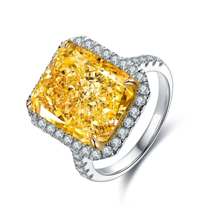 Bague de cocktail de luxe pour femme avec diamant jaune taille émeraude serti pavé, certifiée IGI - Product Image 4