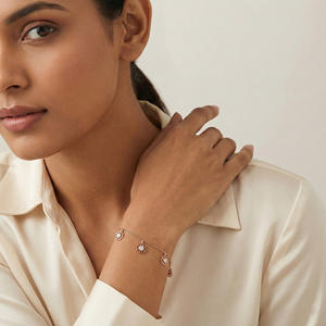 Brazalete de Diamantes Naturales de 0.08 Quilates, Certificado IGI, Color H-I, Corte Brillante Redondo, Claridad VS-SI, Joyería Fina Extraída de la Tierra - Product Image 1