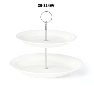 Soporte Decorativo Hecho a Mano para Exhibición de Pasteles para el Mercado Global B2B ZE-3246V Plato de Cerámica de Dos Niveles para Pasteles, Redondo, Blanco, Apto para Lavavajillas - Product Image 1