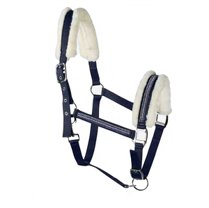 Nouveau rembourrage en fourrure de licou en polyester fait à la main doux Western Saddle Horse Tack Elegant Horse Tack - Product Image 1