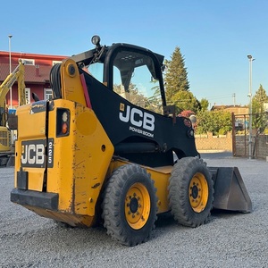 Cargadora compacta JCB 225 asequible, potente equipo compacto para construcción y agricultura - Product Image 4