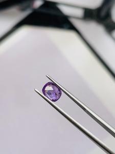 Zafiro Morado Natural Certificado por IGI, Corte Cojín, Sin Calentar, Sin Tratar, 1.44 Quilates, Premium, Certificado IGI, Excelente Brillo - Product Image 5
