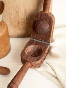 ที่คั้นน้ำมะนาวไม้พรีเมียม สำหรับคั้นน้ำมะนาวได้ง่ายโดยไม่ต้องใช้ไฟฟ้า สำหรับใช้ในครัวเรือน - Product Image 6