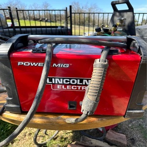 เครื่องเชื่อมแบบใหม่ 4.6kVA พร้อมจอแสดงผลในตัว สำหรับธุรกิจงานโลหะระดับมืออาชีพ ให้ประสิทธิภาพการเชื่อมที่เชื่อถือได้ - Product Image 2