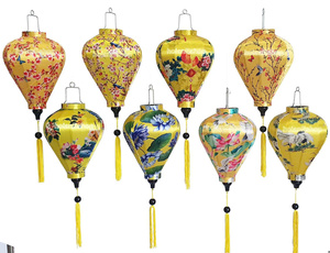 Linternas de tela floral al por mayor, linternas de seda con marco de bambú de Vietnam, linternas de seda decorativas para decoración de fiestas - Product Image 4