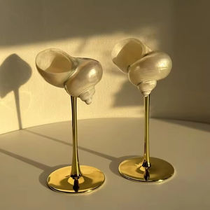 Copa de vino de concha marina vietnamita, artesanía de concha Natural inspirada en el océano única para decoración de restaurantes y resorts - Product Image 1