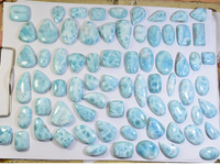 Larimar bleu marine naturel, cabochon, vente en gros pour la fabrication de bijoux, pierres précieuses d'origine éthique, vibrations énergétiques positives.