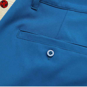 Shorts de golf décontractés pour hommes OEM, légers, en spandex performant, à séchage rapide et avec poches décoratives, pour la gym et le sport - Product Image 3