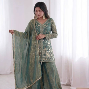 Ensemble Kurti Palazzo en soie Fendy pure brodée avec dupatta à bordure en dentelle de créateur – Tenue de soirée prête à porter - Product Image 1