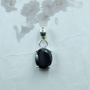 Pendentif ovale en onyx noir naturel, serti de griffes en argent sterling 925, bijoux en pierres précieuses, vente en gros pour femmes, sœurs, cadeau de Noël - Product Image 5