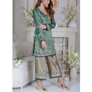 Salwar Kameez pour femmes prêt-à-porter, en tulle lourd brodé, avec protection solaire, longueur cheville, pour soirée, avec détails en dentelle - Product Image 3