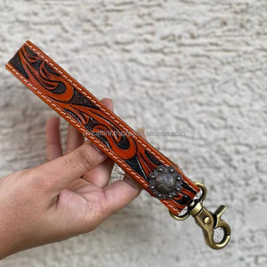 พวงกุญแจหนังแบบมีสายรัดสำหรับอุปกรณ์เสริมพวงกุญแจหนังลายดอกไม้ - Product Image 2