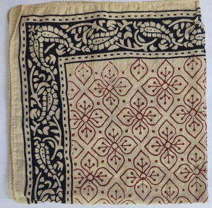 Bandana carré en coton biologique naturel imprimé à la main, couleurs vives, haute qualité, pour le printemps et l'été, vente en gros - Product Image 1