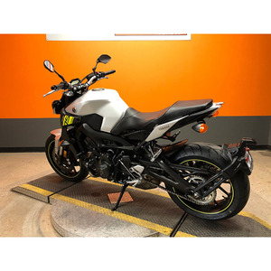 Motocyclette Yamaha FZ-09 d'occasion 2017 - Product Image 4