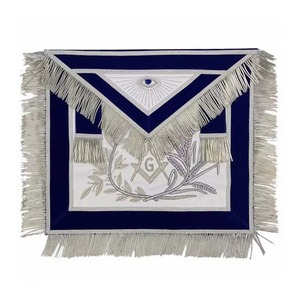 Delantal Étnico de Masonería, Color Azul, Terciopelo Azul con Flecos Plateados, Logotipo Personalizado Bordado a Mano, Uso en Catedral, Todas las Temporadas - Product Image 1