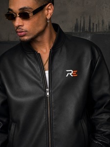 Chaqueta de cuero elegante con forro interior suave, costuras duraderas y ajuste regular cómodo para uso diario. Diseño de chaqueta de cuero. - Product Image 6