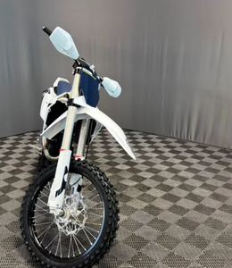 NOUVELLES VENTES Husqvarna FX 350 |   350cc - Nouvelles motos au design sportif prêtes à être expédiées - Product Image 4