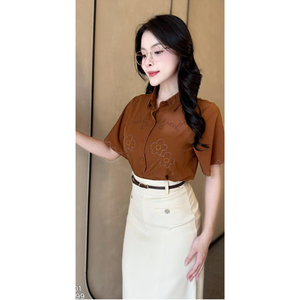 Camisa de manga corta al por mayor de Vietnam con bordado floral, top casual de oficina, cuello en V, ecológica - Product Image 2
