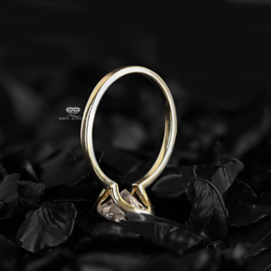 Bague de fiançailles solitaire ovale en or 14 carats sertie de diamants, bijoux de mariée minimalistes, vente en gros, fabricant et fournisseur sur mesure - Product Image 3