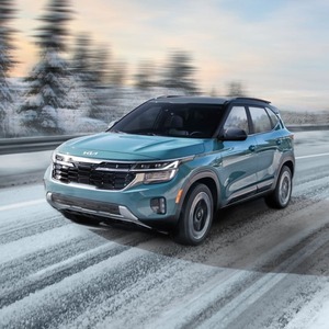 Kia Seltos SUV familial de luxe haut de gamme, design élégant en plastique OEM, options de moteur puissant, système d'infodivertissement avancé, conduite confortable - Product Image 5