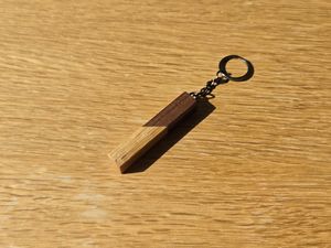 พวงกุญแจไม้พรีเมียม คุณภาพสูง สลักโลโก้ พวงกุญแจไม้หรูหรา งานแฮนด์เมด ของขวัญดีไซเนอร์ - Product Image 6