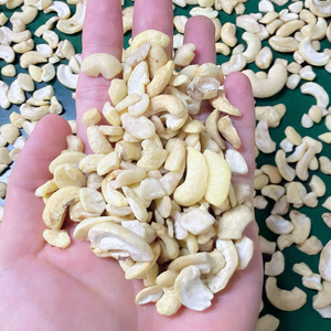 Made In Vietnam Broken Kaju In Bulk Santigo Cashew <b>Nuts</b> Kaju <b>Kernel</b> Cashew <b>Nuts</b> Service 24/24 - Product Image 1
