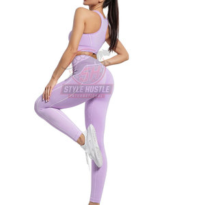 Conjunto de Yoga para Mujer Hecho en Pakistán a Precio Económico, Conjunto de Yoga Cómodo para Mujer, Venta en Línea de Conjuntos de Yoga para Mujer - Product Image 3