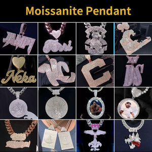 จี้เพชรโมอิสซาไนต์ทรงกลม CONCEPTION Hiphop ตัวอักษร VVS เงินแท้ 925 ประดับเพชรโมอิสซาไนต์สองสี - Product Image 3