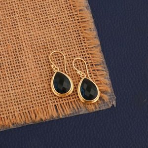 Boucles d'oreilles pendantes délicates en topaze bleue de Londres, faites à la main, plaquées or, en forme de goutte, bijoux inaltérables, cadeau pour femme et fille R - Product Image 6