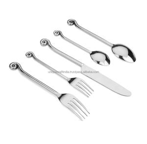 Modern and Classic Uniquely Crafted Mirrored Stainless Steel <b>Flatware</b> Set for Home Weddings Parties for Restaurants Hotels - Product Image 4