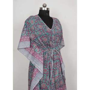 ชุดเดรสคาฟทันผ้าฝ้ายพิมพ์ลายบล็อกอินเดีย 100% งานแฮนด์เมดลายดอกไม้ ความยาวปานกลาง เอวธรรมชาติ เป็นมิตรกับสิ่งแวดล้อม เหมาะสำหรับใส่ในชีวิตประจำวัน ฤดูร้อน ฤดูใบไม้ร่วง - Product Image 4