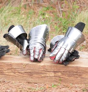 Guantes de Acero con Garras, Plateados, Armadura Medieval, Estilo Gótico, Diseño Antiguo, Acero Inoxidable, Fabricados con Técnica de Soldadura - Product Image 2