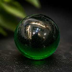 Sphère d'obsidienne verte naturelle, lisse et polie, boule de cristal de verre volcanique pour la méditation du cœur, la protection et le soulagement du stress - Product Image 1