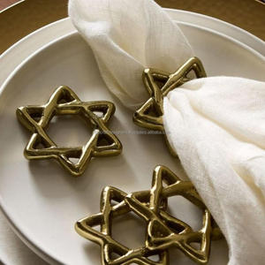 Juego de 4 Anillos para Servilletas con Estrella Judía Dorada, Decoración de Hanukkah, Anillos de Lujo para Servilletas, Aptos para Contacto con Alimentos, Accesorios de Mesa - Product Image 1